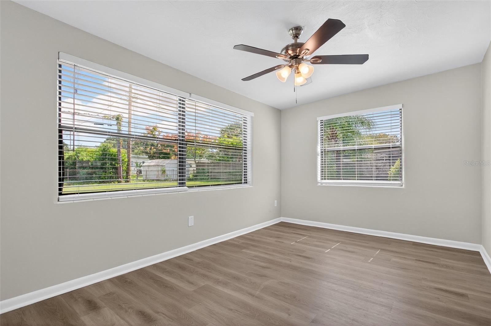 Image 21 of 34 For 1301 Corbett Lane