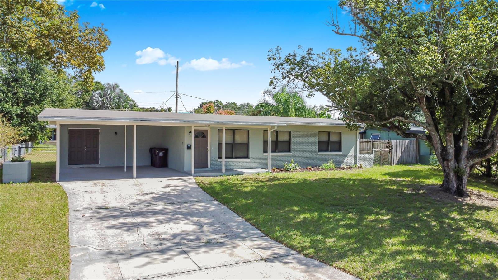 Image 4 of 34 For 1301 Corbett Lane