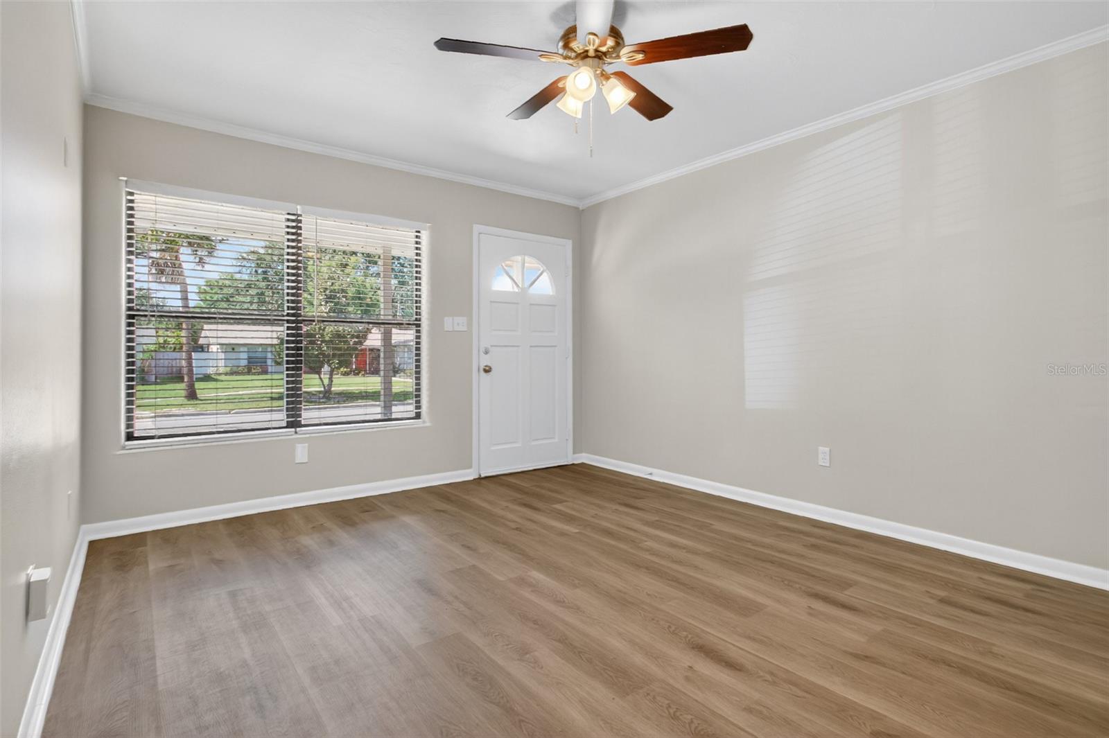 Image 8 of 34 For 1301 Corbett Lane