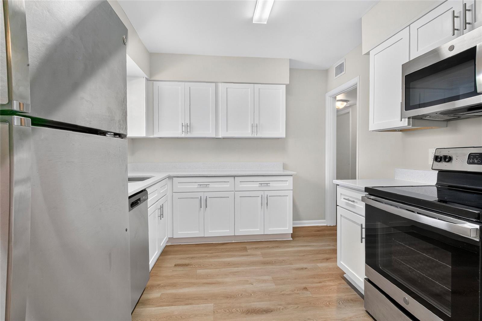 Image 9 of 34 For 1301 Corbett Lane