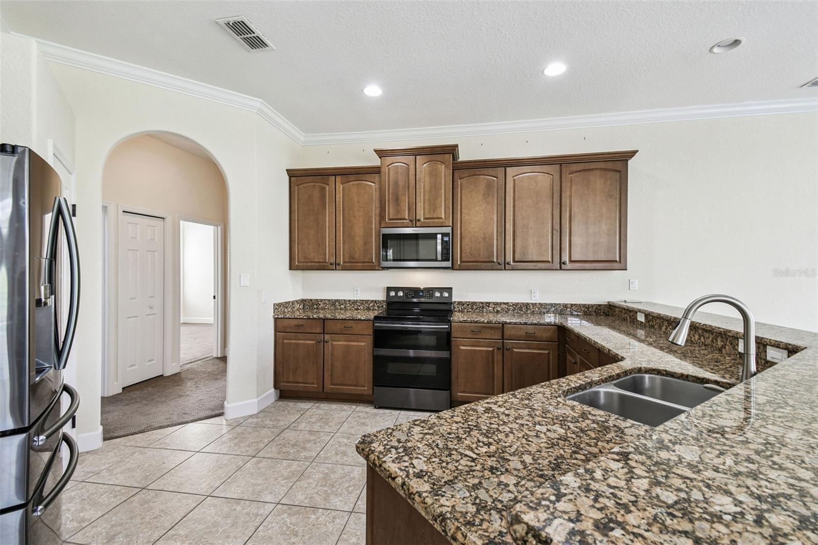 Image 8 of 39 For 265 Lake Arietta Court
