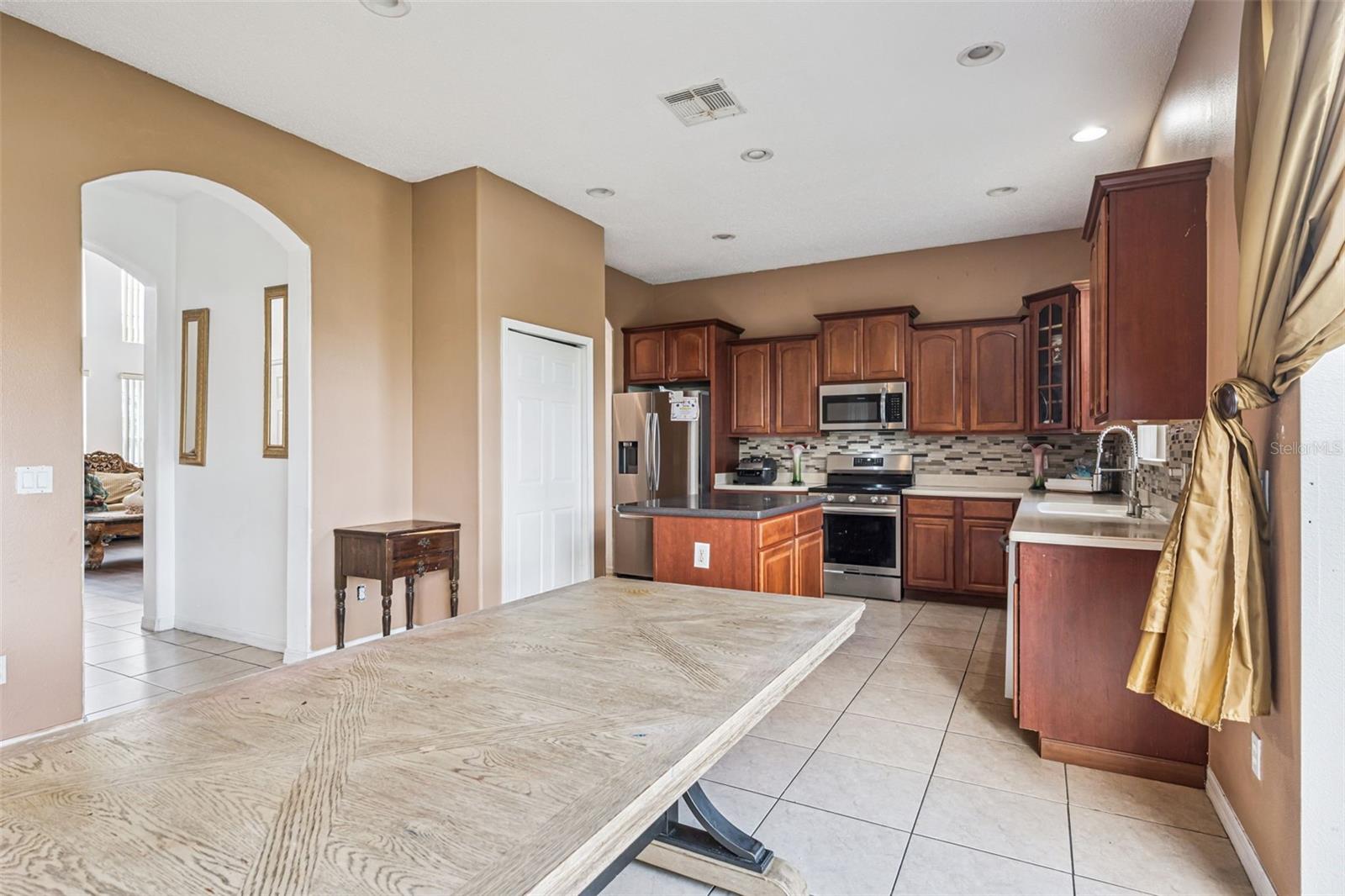 Image 13 of 34 For 2530 Sand Arbor Circle