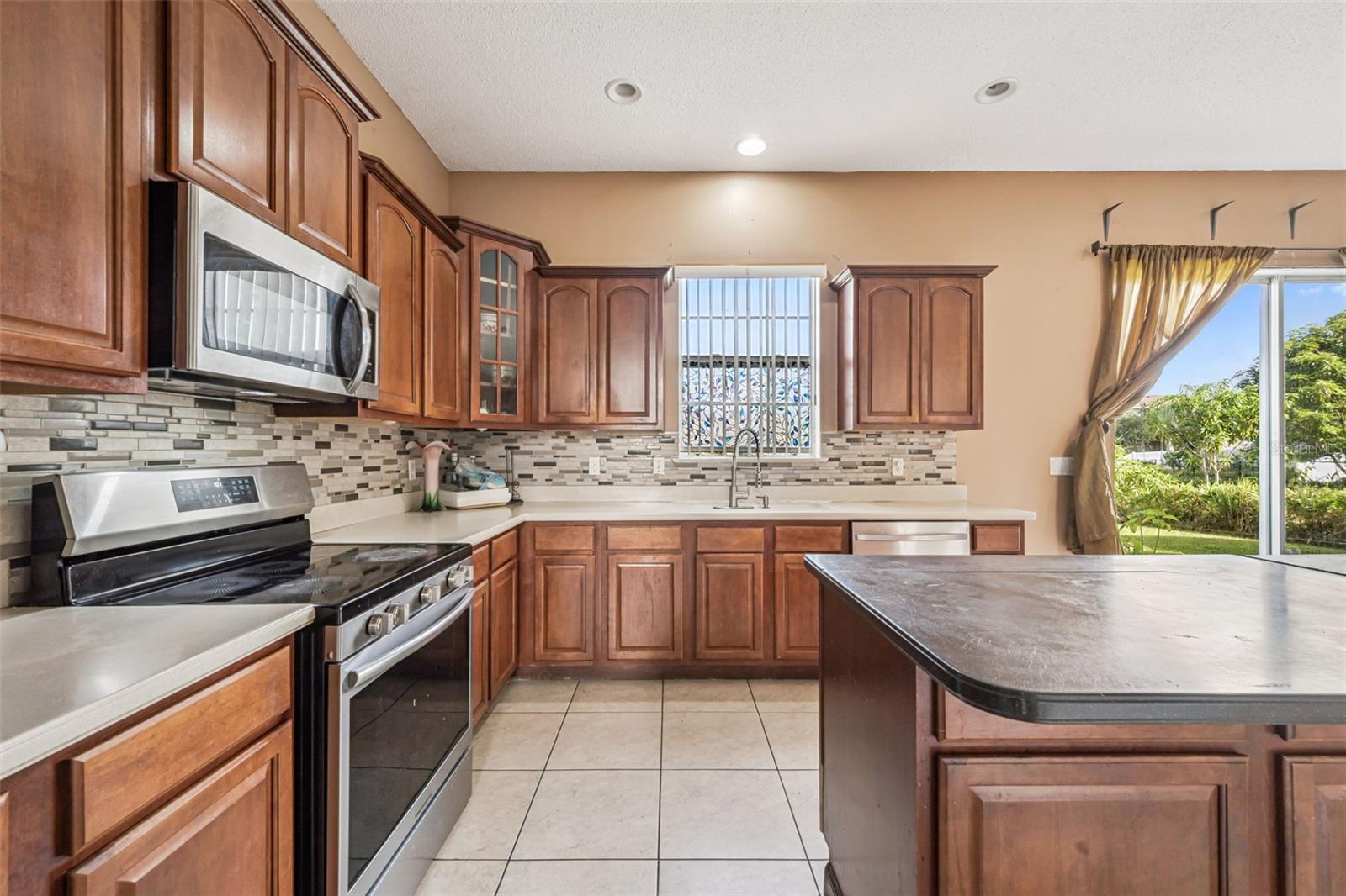 Image 14 of 34 For 2530 Sand Arbor Circle