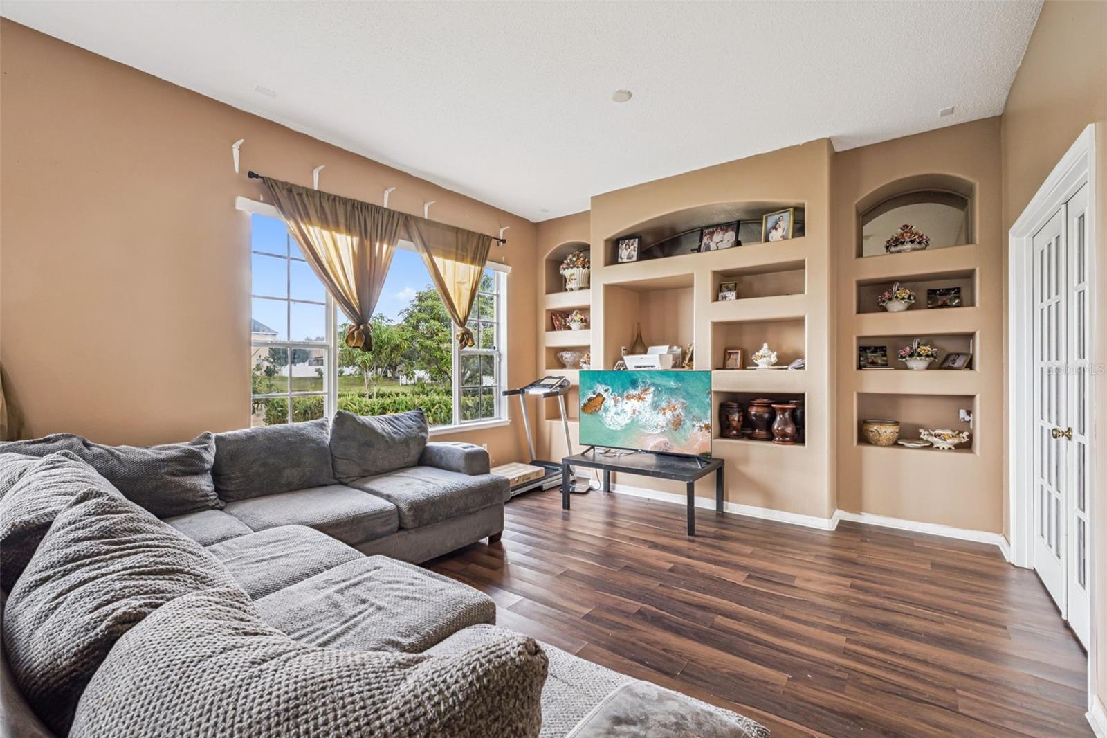 Image 9 of 34 For 2530 Sand Arbor Circle