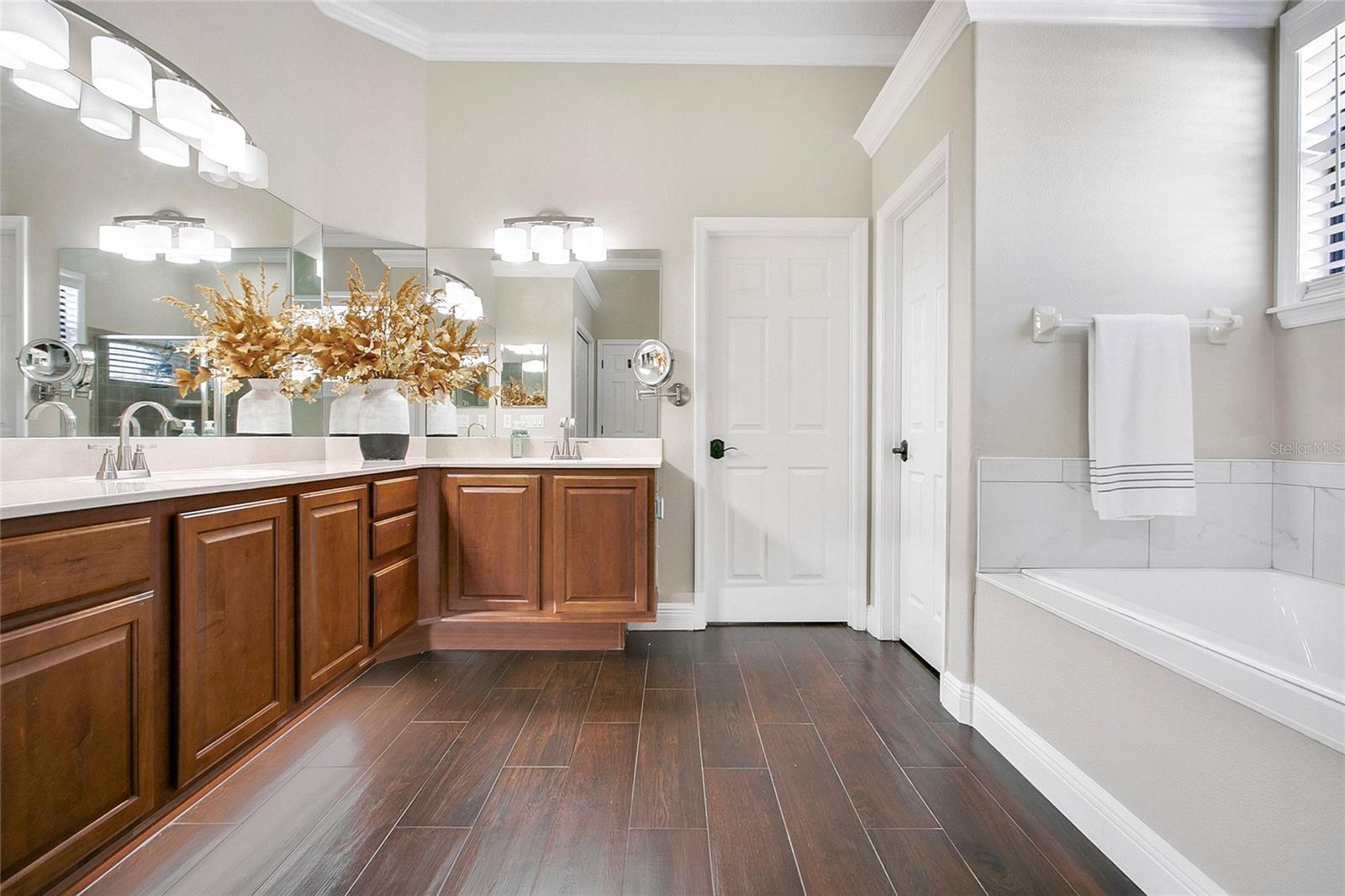 Image 21 of 37 For 1161 Kerwood Circle