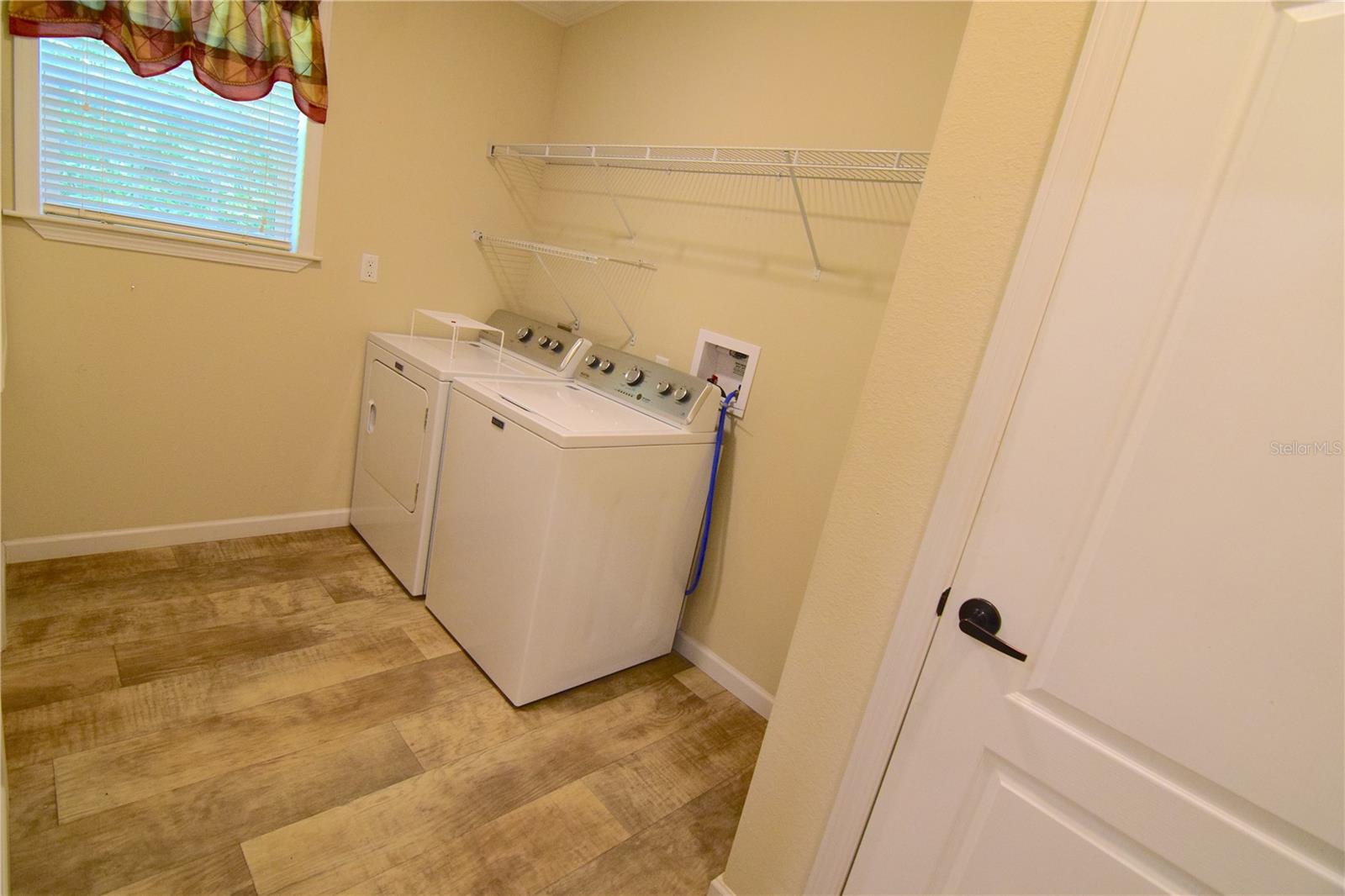 Image 15 of 43 For 3685 Coconut Palm Circle