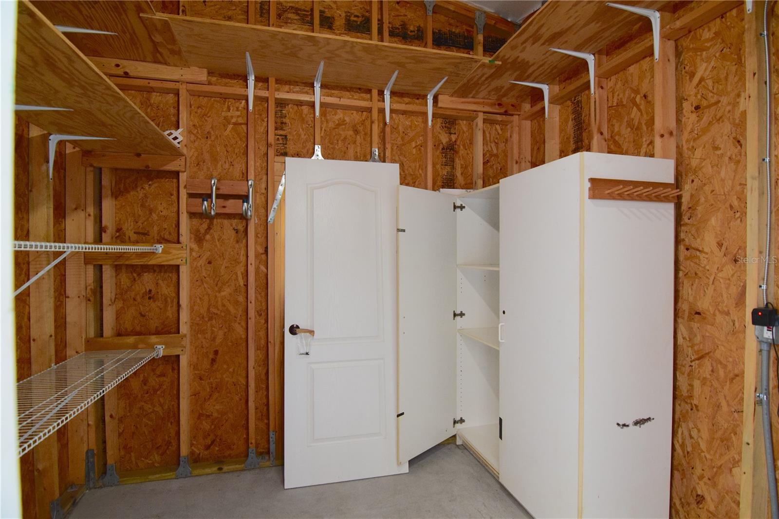 Image 27 of 43 For 3685 Coconut Palm Circle