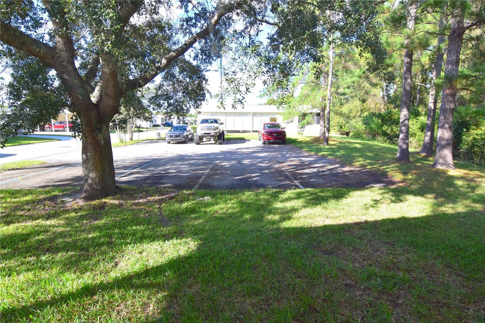 Image 3 of 43 For 3685 Coconut Palm Circle