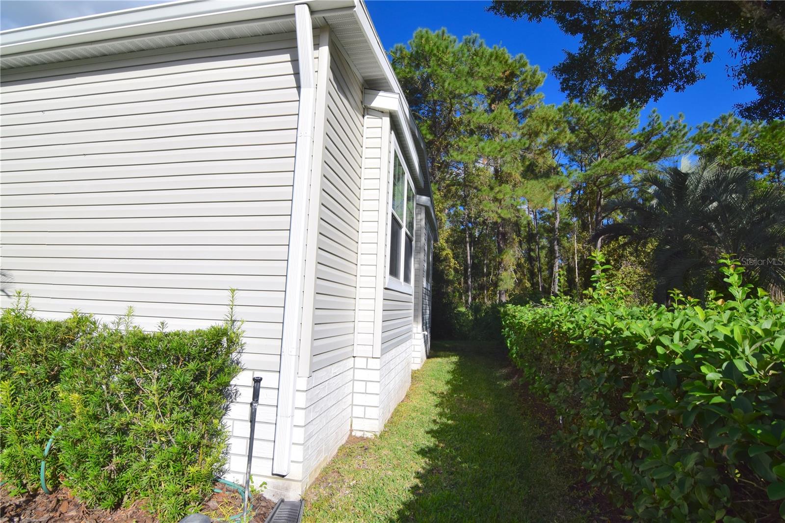 Image 9 of 43 For 3685 Coconut Palm Circle