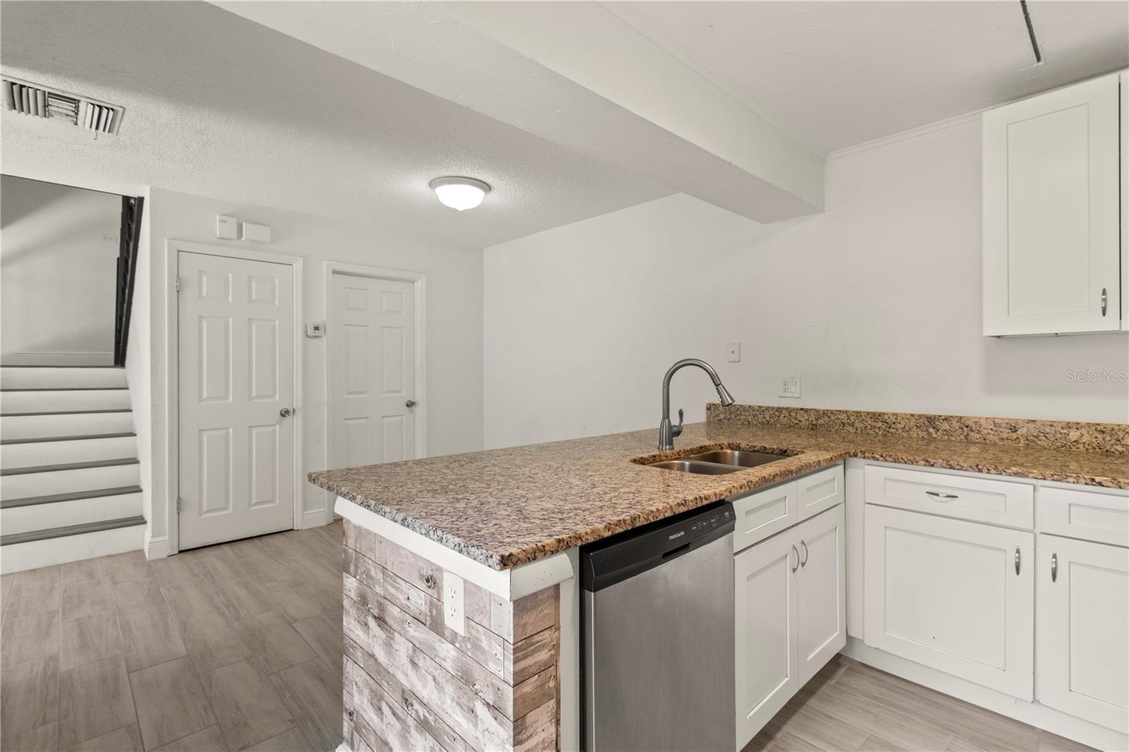 Image 11 of 22 For 5304 Bamboo Court 405