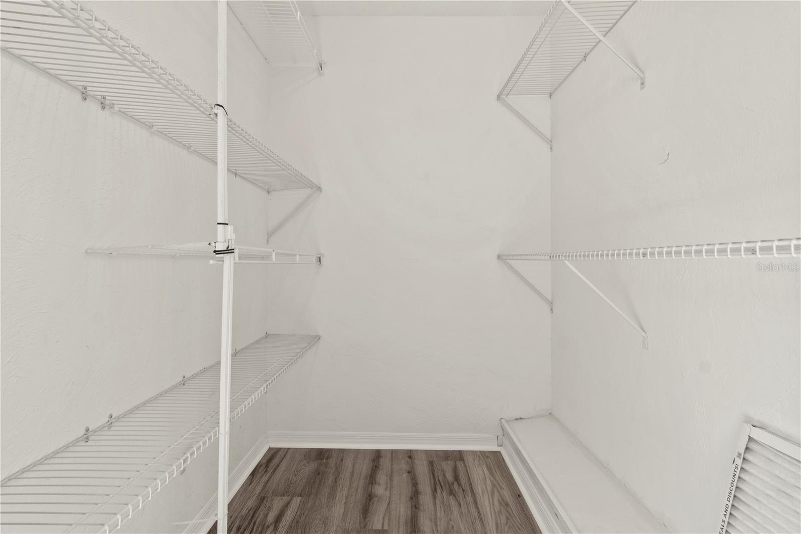 Image 19 of 22 For 5304 Bamboo Court 405