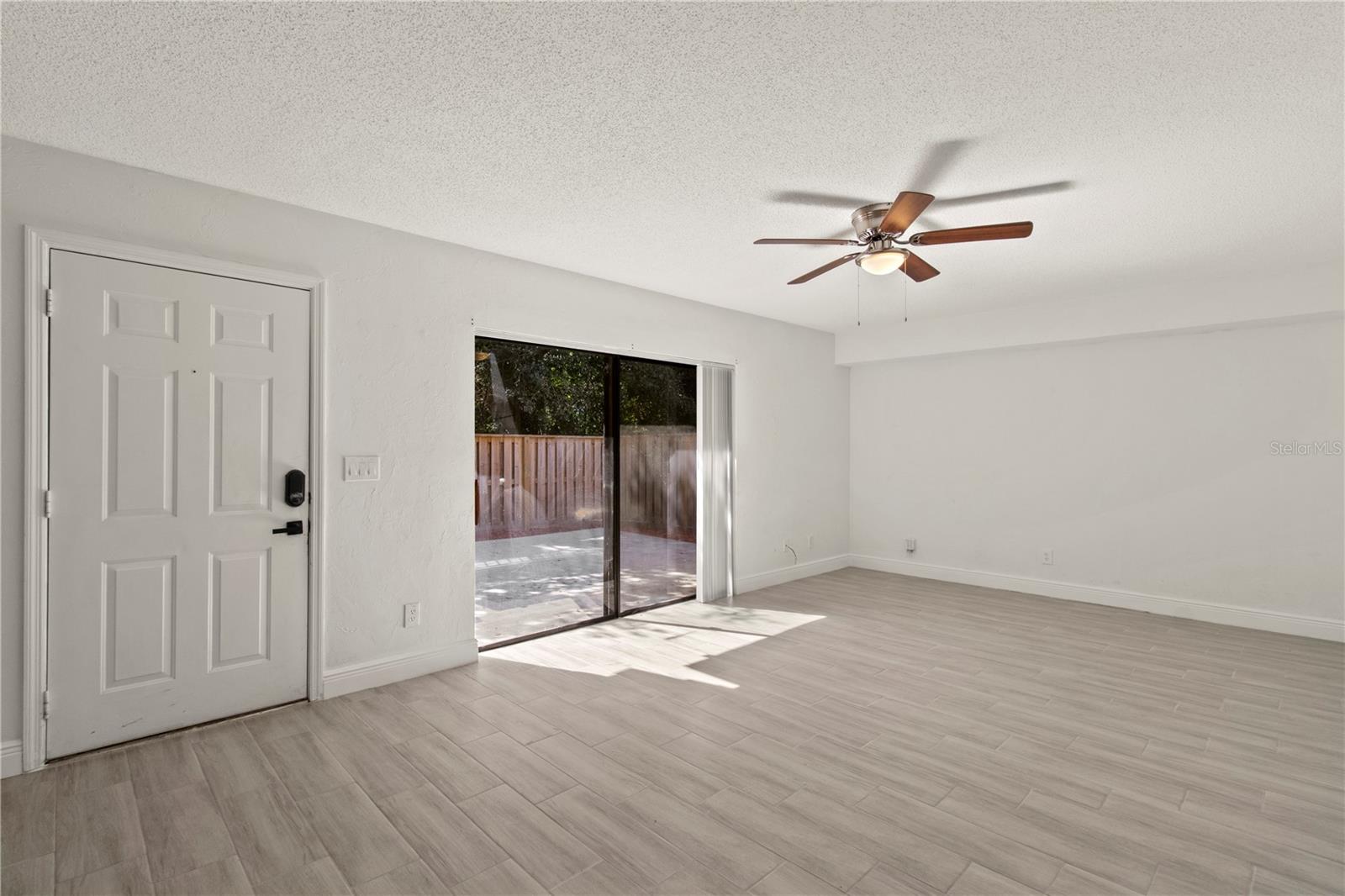 Image 3 of 22 For 5304 Bamboo Court 405