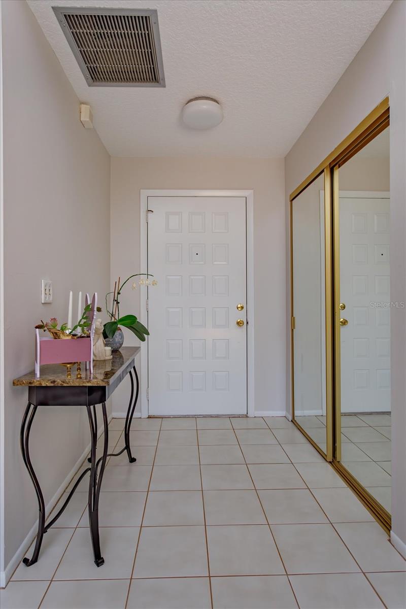 Image 24 of 25 For 357 Shadowbay Boulevard