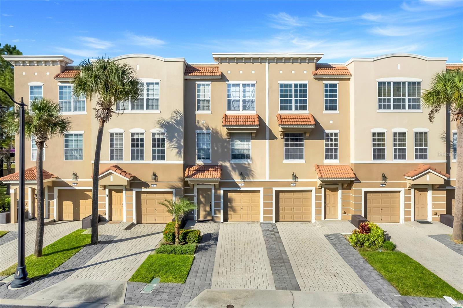 Image 4 of 24 For 5002 Tideview Circle 3