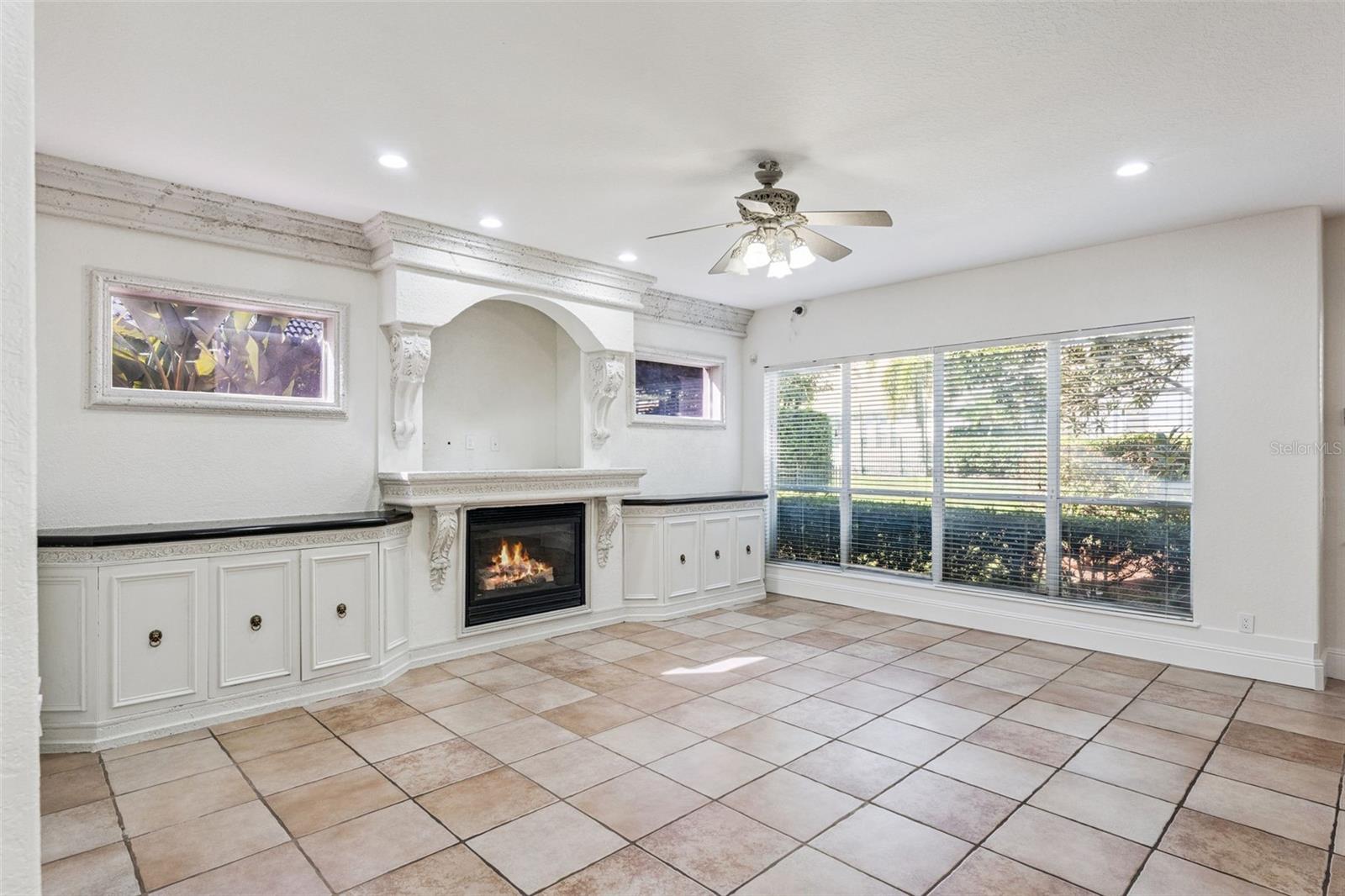 Image 11 of 43 For 8824 Elliotts Court