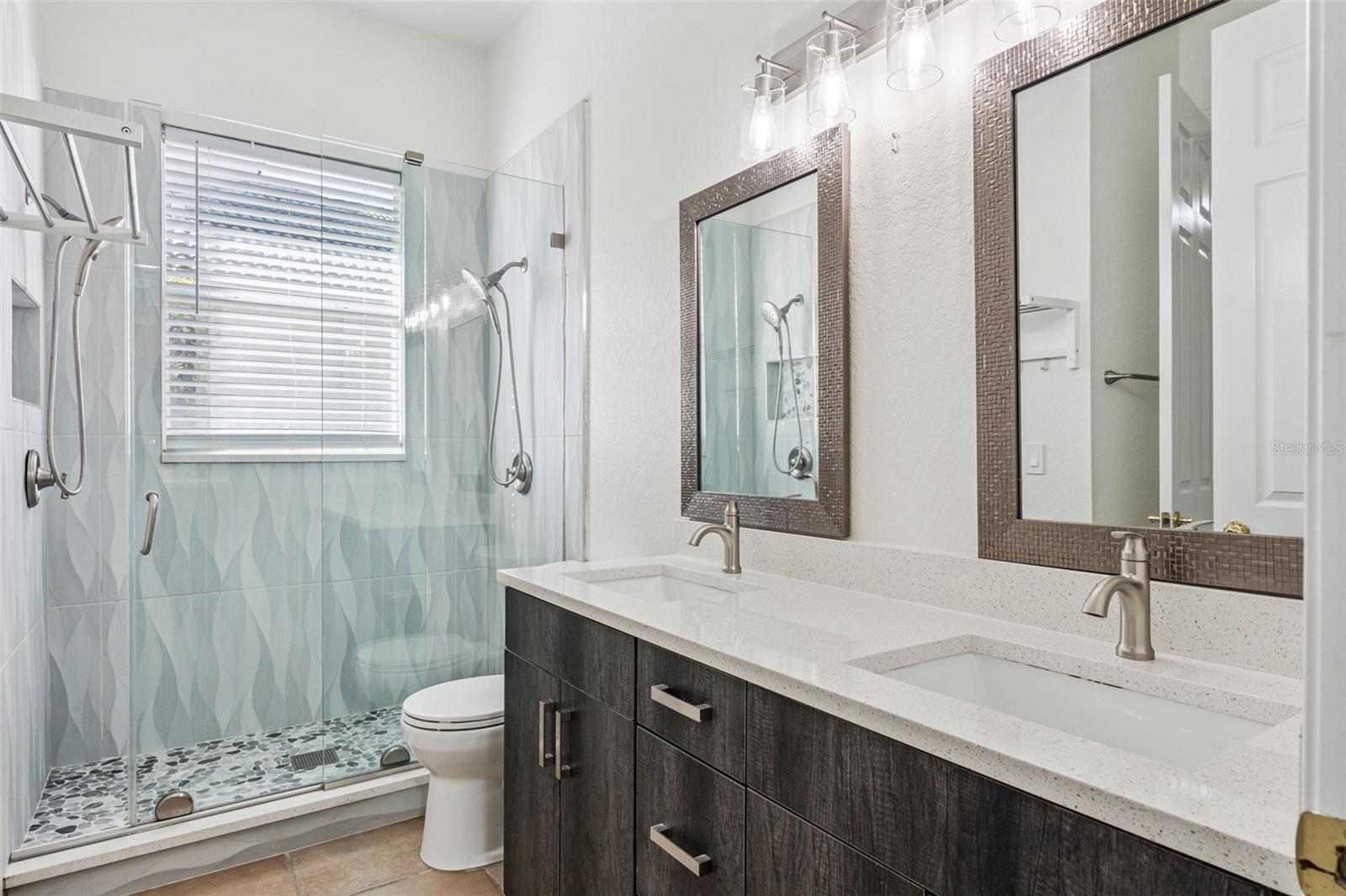 Image 22 of 43 For 8824 Elliotts Court