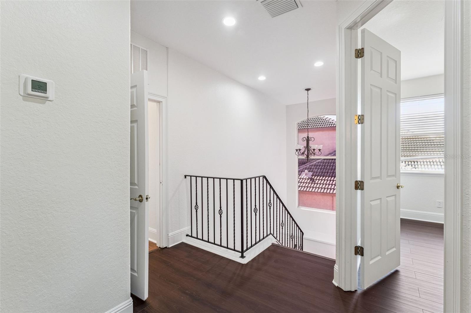 Image 27 of 43 For 8824 Elliotts Court