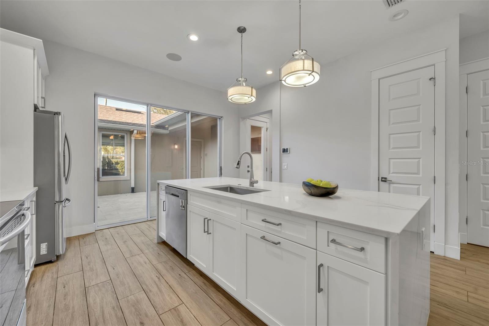 Image 12 of 31 For 1267 Michigan Avenue