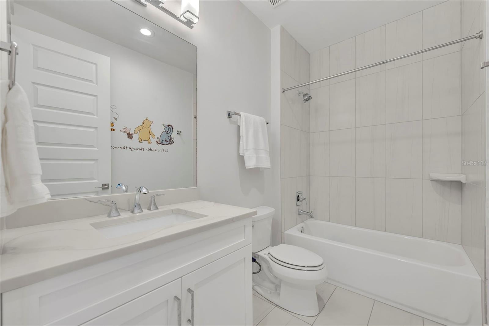 Image 23 of 31 For 1267 Michigan Avenue