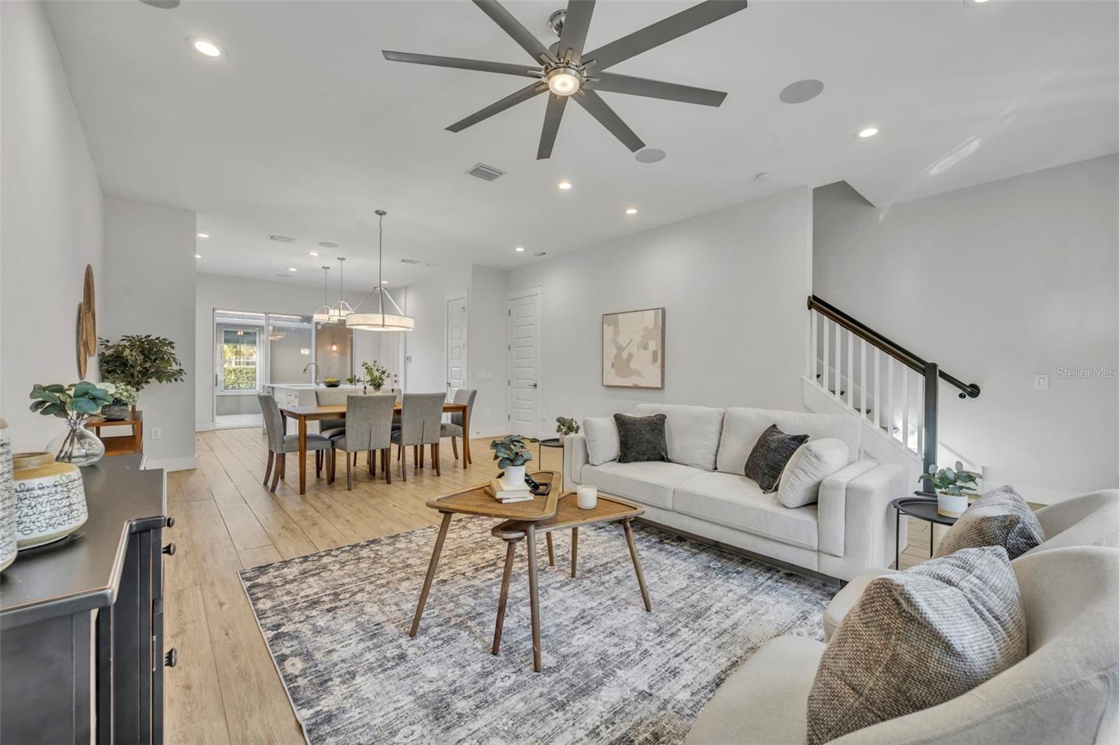 Image 4 of 31 For 1267 Michigan Avenue