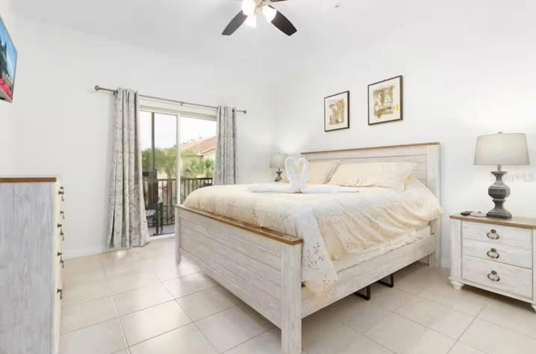 Image 10 of 33 For 2888 Oakwater Drive 2888