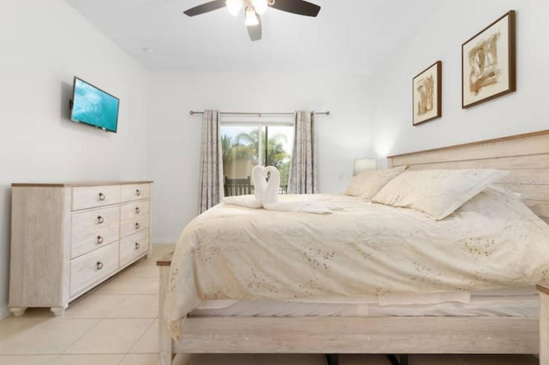 Image 11 of 33 For 2888 Oakwater Drive 2888