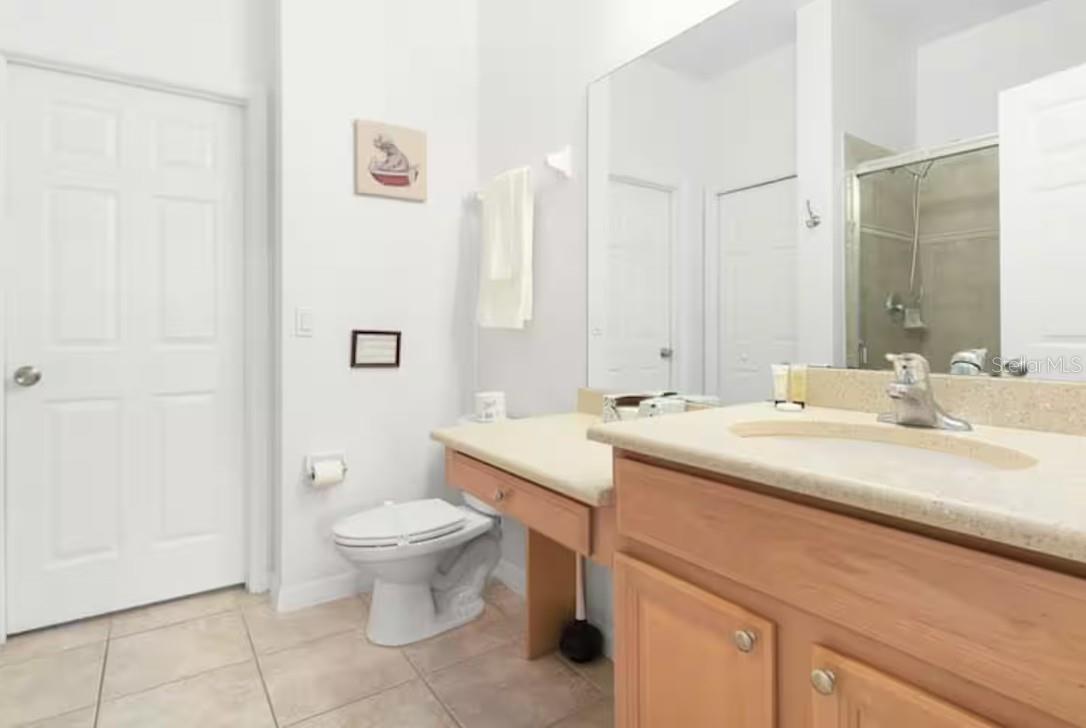 Image 13 of 33 For 2888 Oakwater Drive 2888
