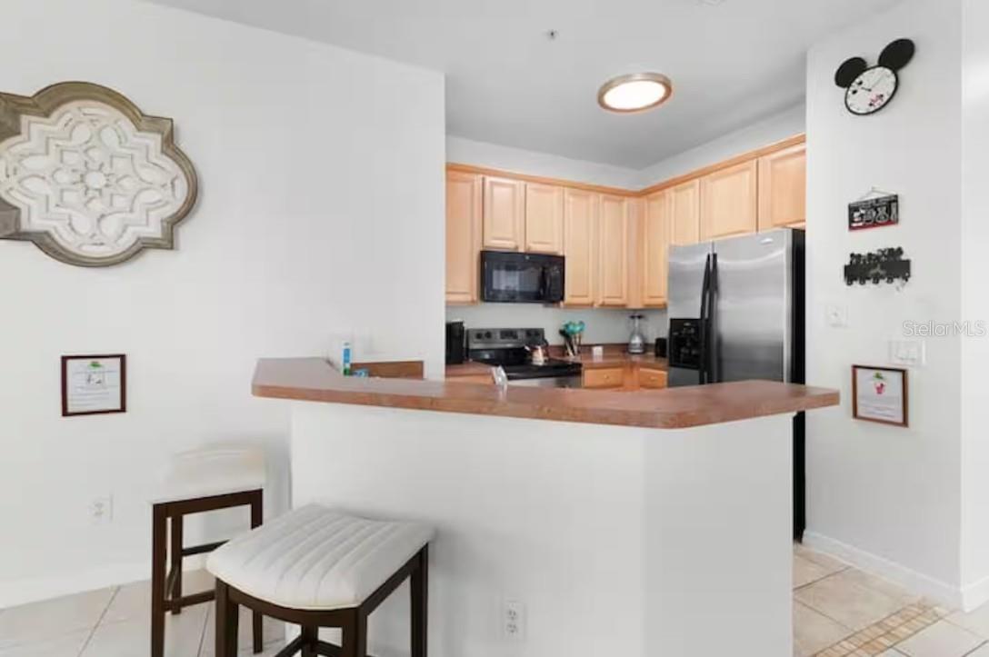 Image 15 of 33 For 2888 Oakwater Drive 2888