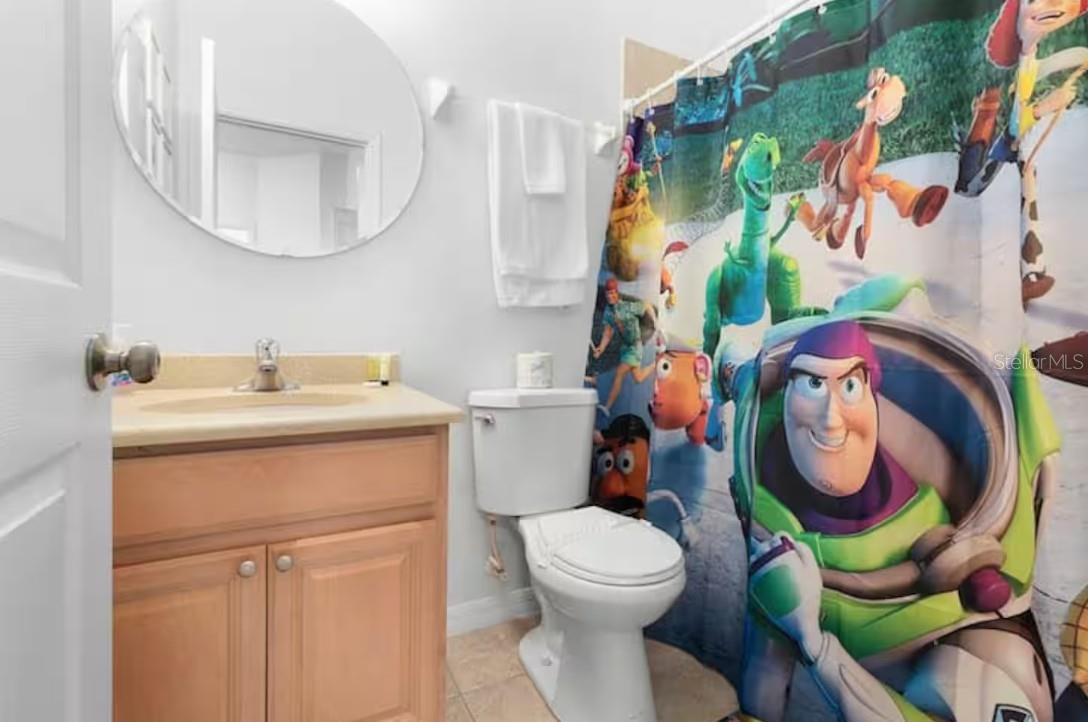 Image 20 of 33 For 2888 Oakwater Drive 2888