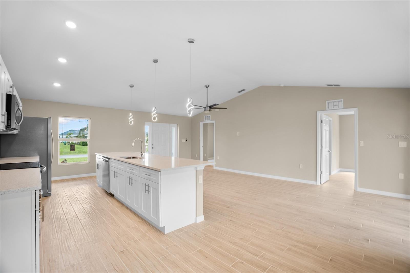 Image 11 of 44 For 3346 21st Place