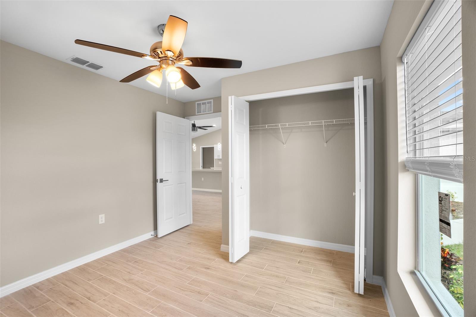 Image 19 of 44 For 3346 21st Place