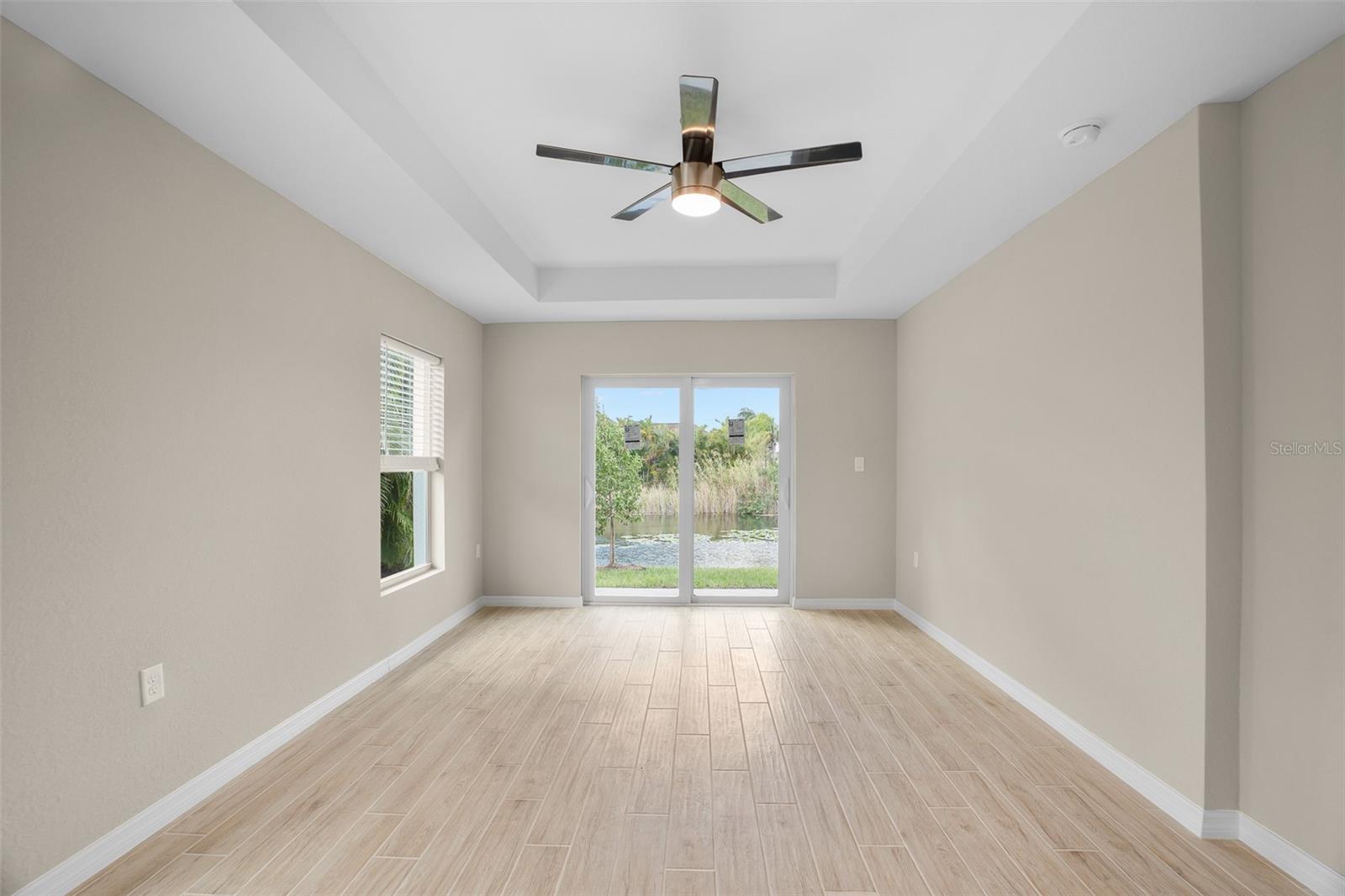 Image 22 of 44 For 3346 21st Place