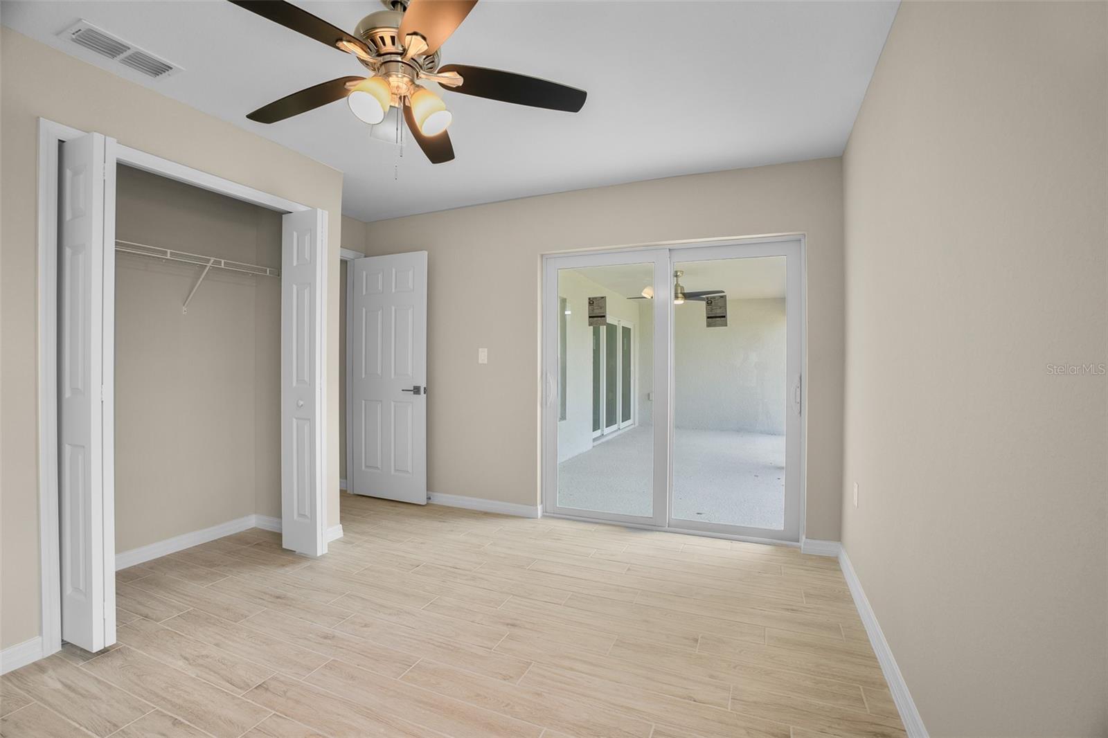 Image 34 of 44 For 3346 21st Place