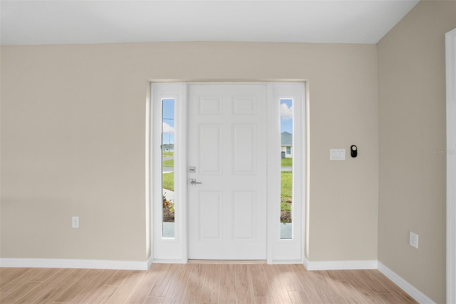 Image 9 of 44 For 3346 21st Place