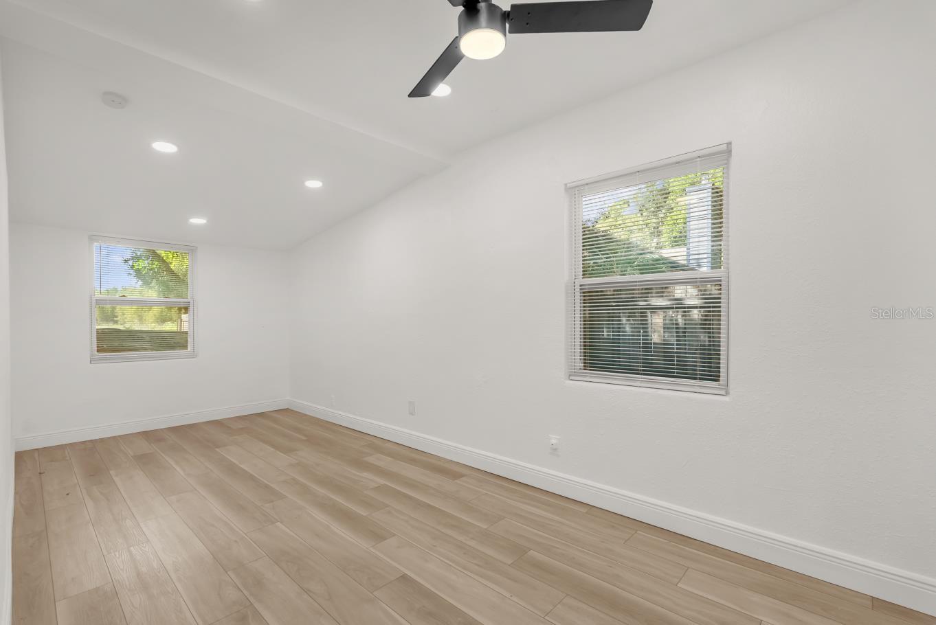 Image 12 of 24 For 1260 Seminola Boulevard