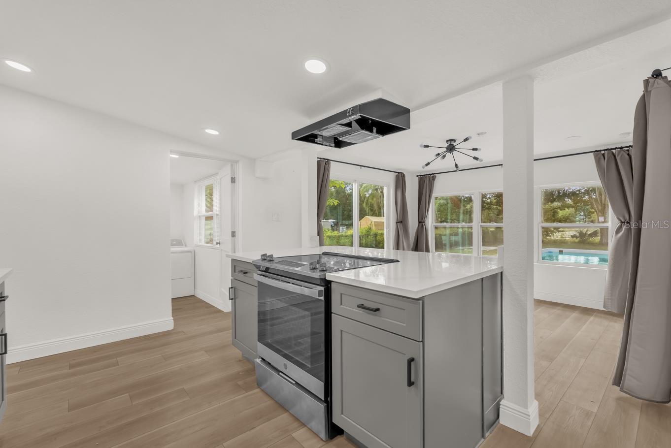 Image 3 of 24 For 1260 Seminola Boulevard