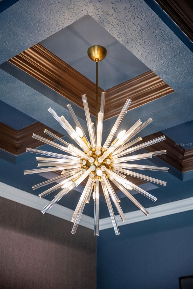 Image 15 of 75 For 9733 Carillon Park Drive