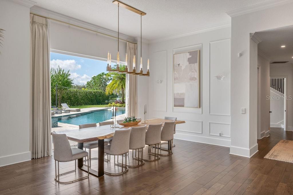 Image 23 of 75 For 9733 Carillon Park Drive