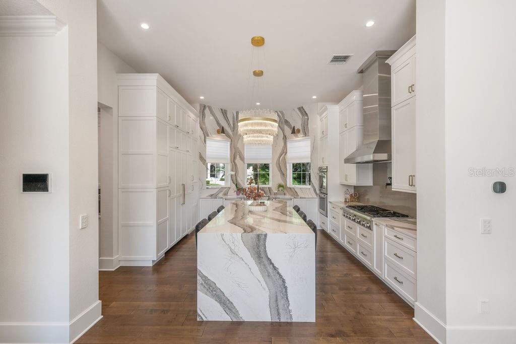 Image 28 of 75 For 9733 Carillon Park Drive