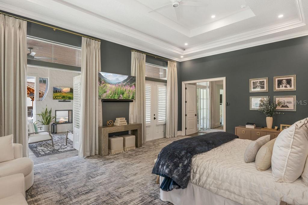 Image 37 of 75 For 9733 Carillon Park Drive