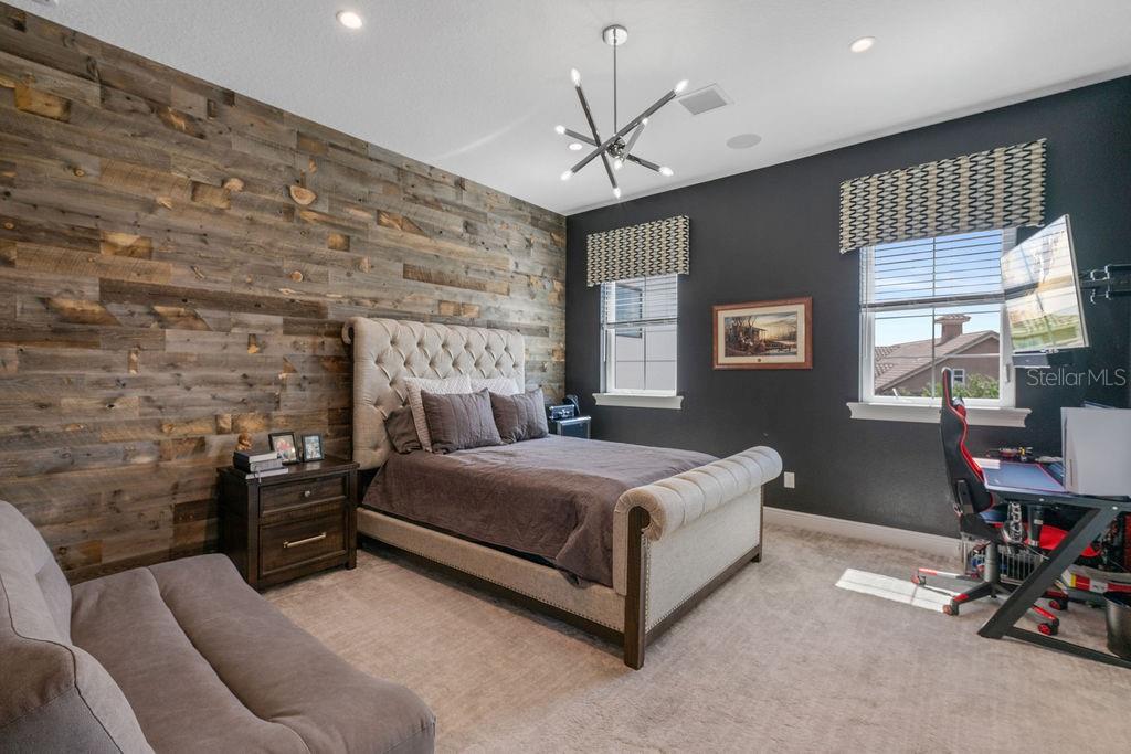 Image 47 of 75 For 9733 Carillon Park Drive