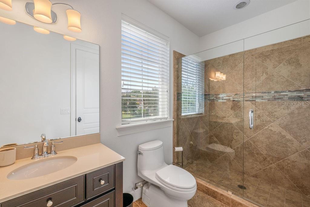 Image 59 of 75 For 9733 Carillon Park Drive