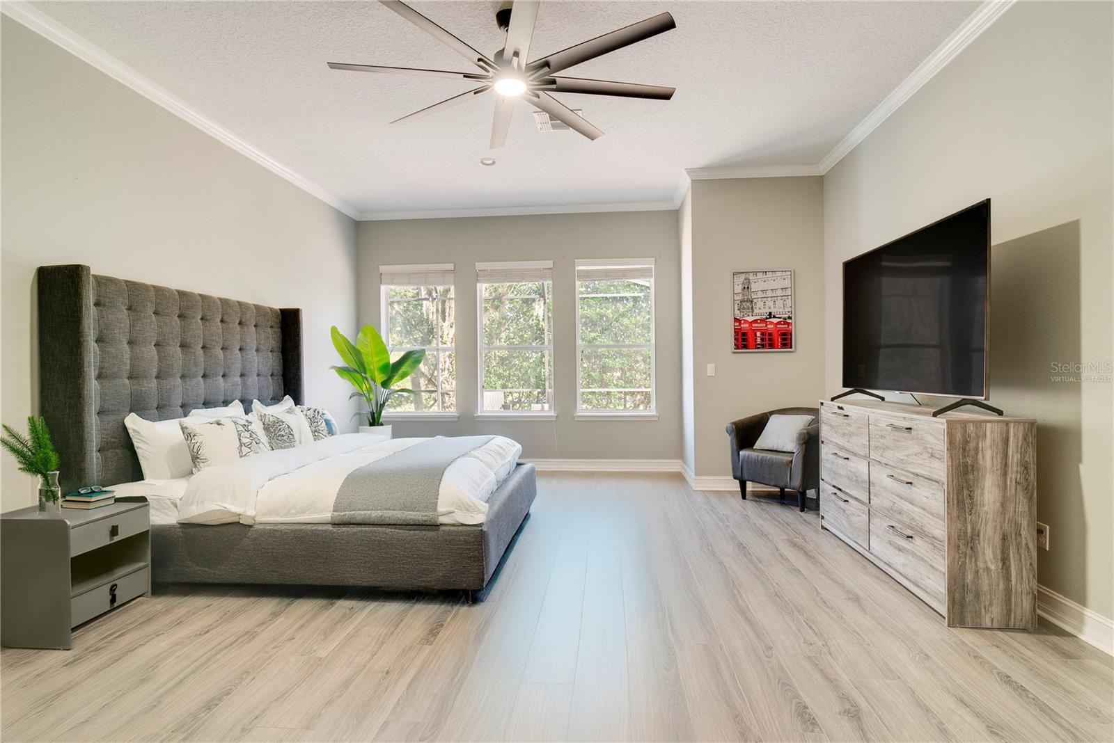 Image 18 of 39 For 501 Oakland Avenue