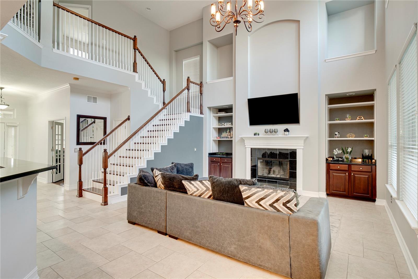 Image 7 of 39 For 501 Oakland Avenue