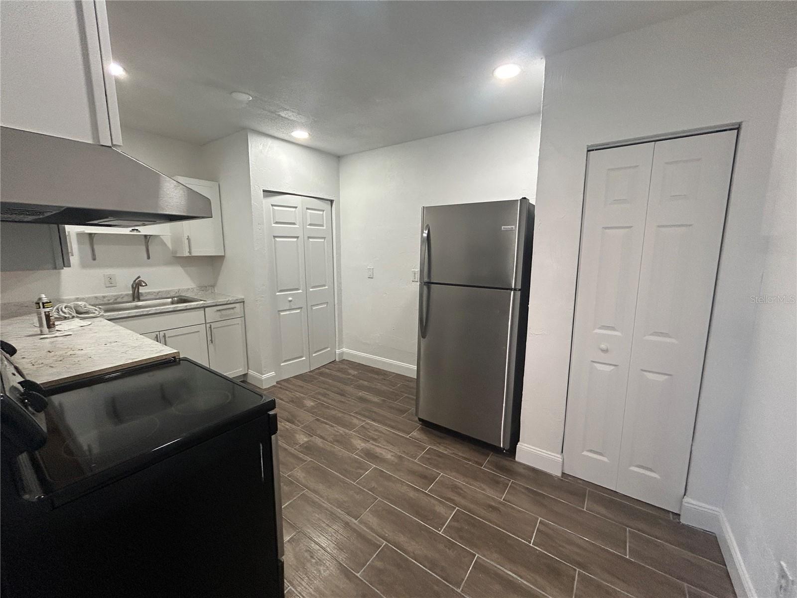 Image 2 of 9 For 642 Northern Road