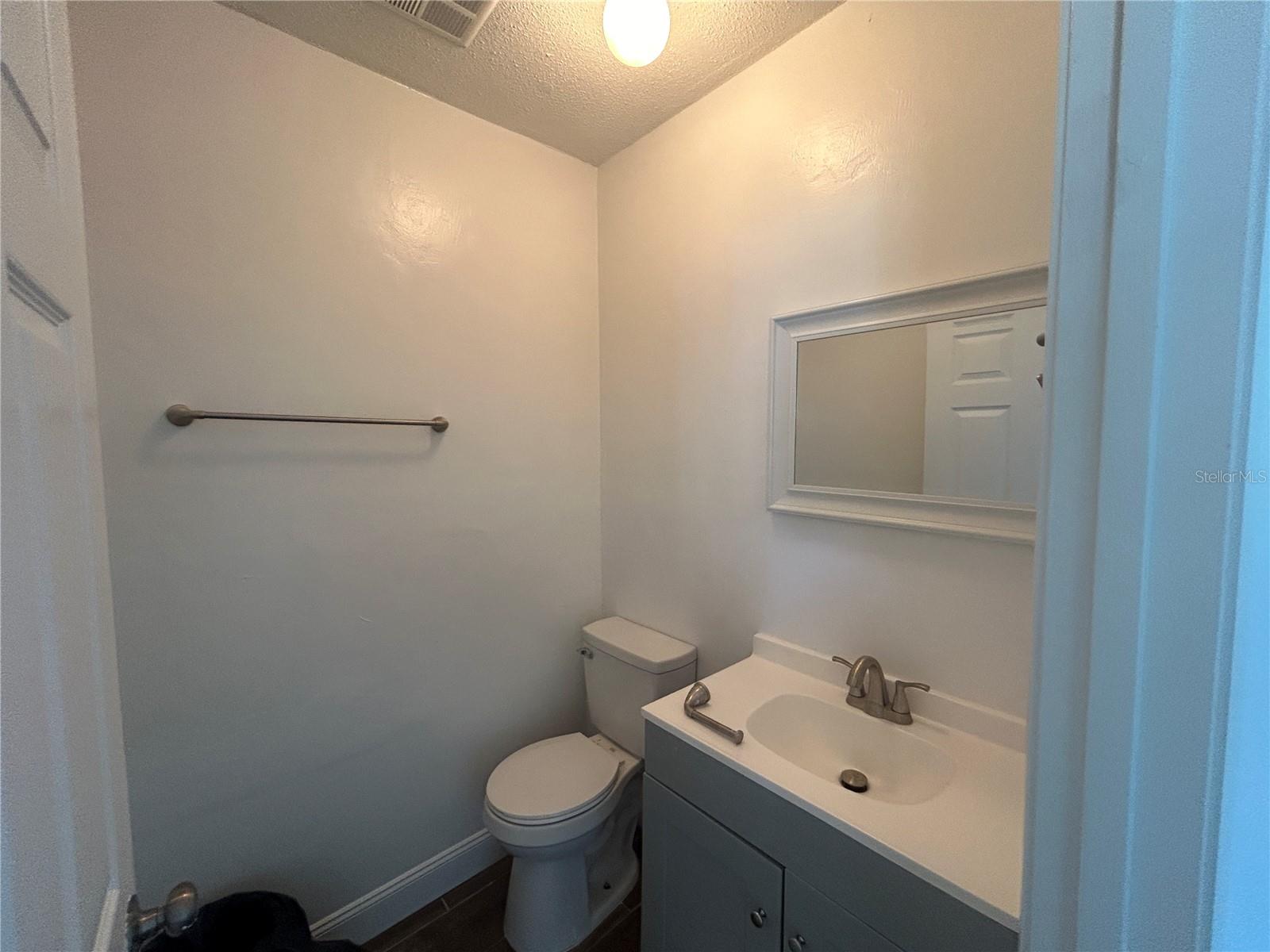 Image 5 of 9 For 642 Northern Road