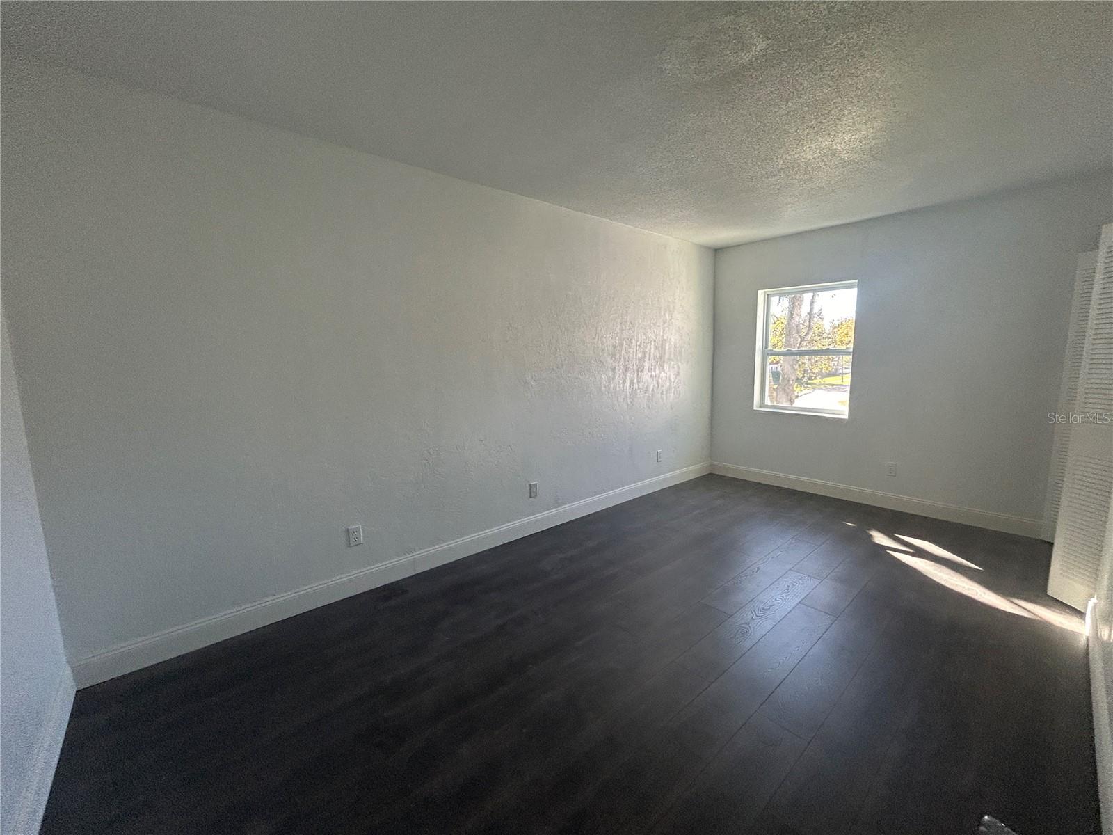 Image 8 of 9 For 642 Northern Road