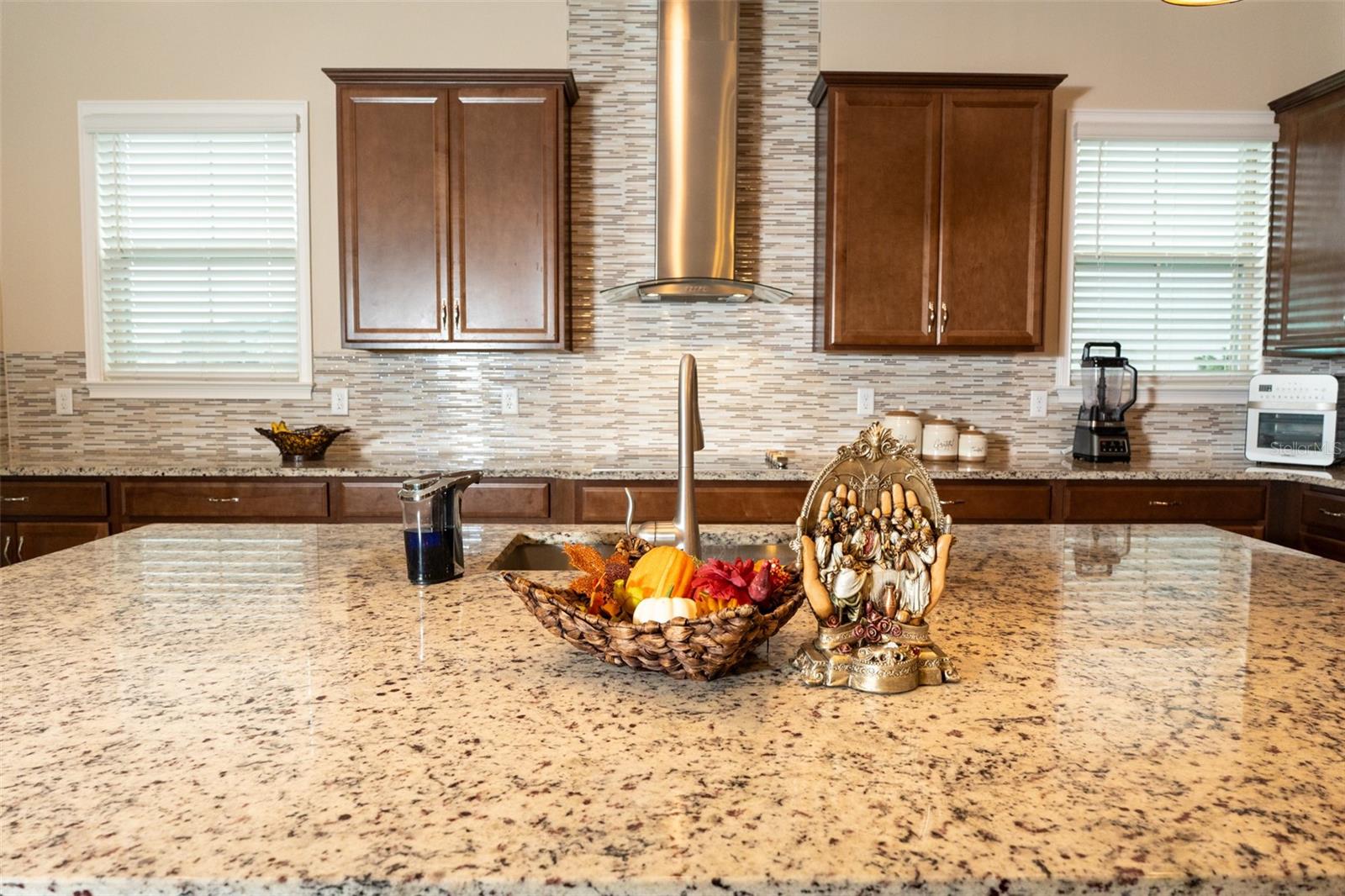 Image 36 of 83 For 8112 Cleobury Drive