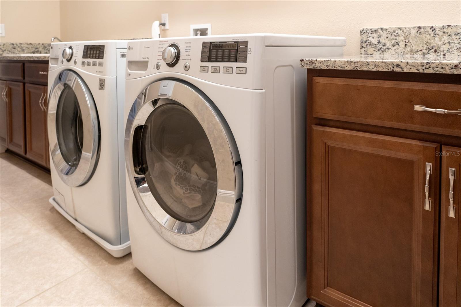 Image 67 of 83 For 8112 Cleobury Drive