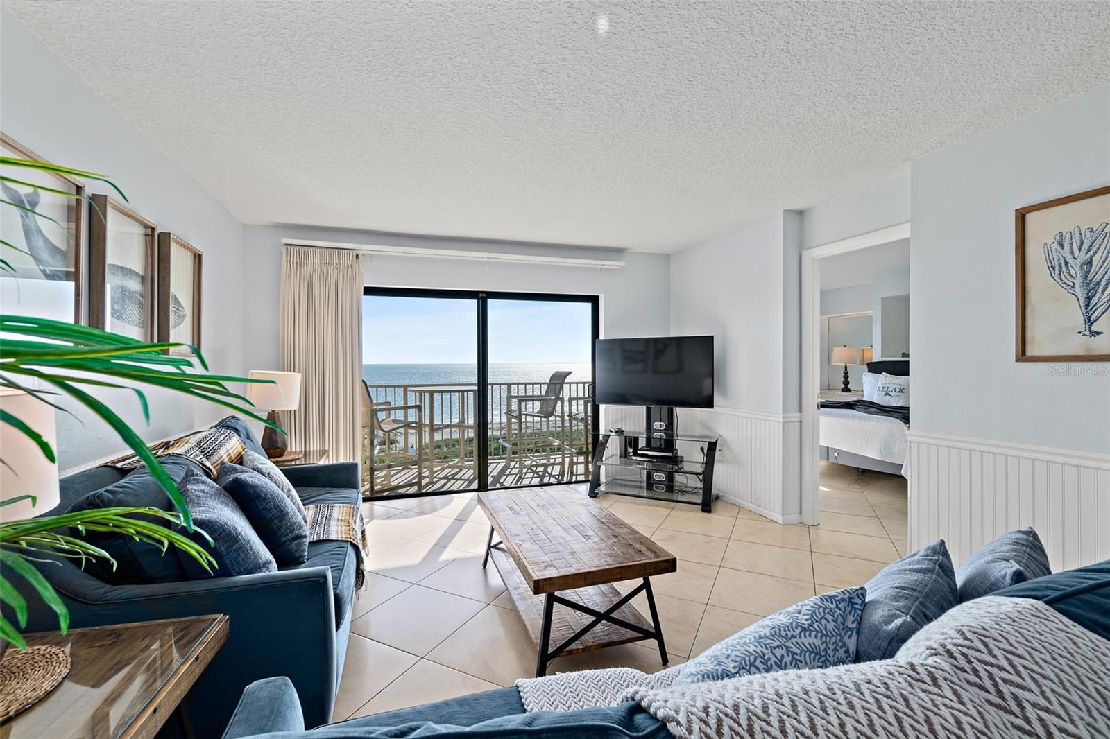 Image 14 of 34 For 7520 Ridgewood Avenue 809